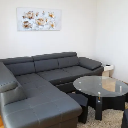 Apartman Crikvenica 30084 - Petra * Crikvenica