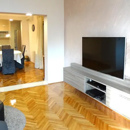 Apartman Apartman Crikvenica 30084 - Petra